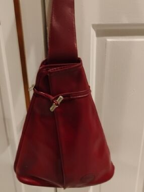 Longchamp Vintage Women's Burgundy Leather Crossbody Sling Bag